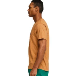Cotopaxi Men's Hello Desert Organic T-Shirt - Saddle -Outdoor Apparel Cotopaxi SS23 HelloDesert Saddle 04