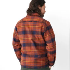 FJÄLLRÄVEN Men's Övik Lite Padded Shirt - Autumn Leaf / Dark Navy -Outdoor Apparel Fjallraven AW22 OvikLitePaddedShirt AutumnLeaf 05