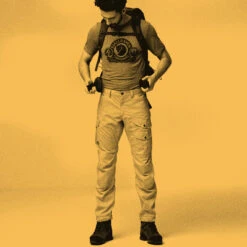 FJÄLLRÄVEN Men's Vidda Pro Lite Trousers - Reg - Laurel Green -Outdoor Apparel Fjallraven SS23 ViddaProLiteTrousers DarkGrey 03 372fc65e be4e 4acb 8d26 3d97cea892f8