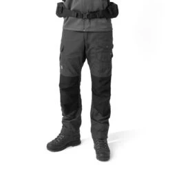 FJÄLLRÄVEN Men's Vidda Pro Trousers - Reg - Dark Olive -Outdoor Apparel Fjallraven ViddaProTrousers BlackBlack 02 a17bc3de 0b76 4ac1 95a6 e3f2e5315757