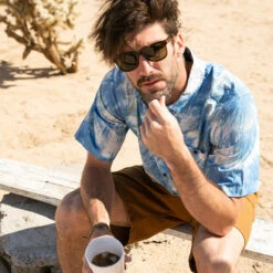 KAVU Men's Excellent Adventure Shirt - Charge The Morning 9 KAVU Men's Excellent Adventure Shirt - Charge The Morning -Outdoor Apparel KAVU SS23 ExcellentAdventureShirt CTM 05