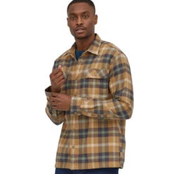 Patagonia Men's L/S Organic Cotton Fjord Flannel Shirt - Forage: Mojave Khaki -Outdoor Apparel Patagonia AW22 MsFjordFlannel ForageKhaki 03