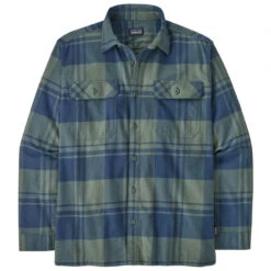 Patagonia Men's L/S Organic Cotton Fjord Flannel Shirt - Live Oak: Hemlock Green