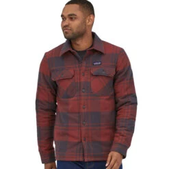 Patagonia Men's Insulated Organic Cotton MW Fjord Flannel Shirt - Live Oak: Sequoia Red -Outdoor Apparel Patagonia AW22 MsInsulatedFjordFlannel LiveOakRed 03