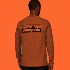 Patagonia Men's Long Sleeved P-6 Logo Responsibili-Tee - Nouveau Green -Outdoor Apparel Patagonia AW23 MsLSP6Responsibilitee NUVG 03
