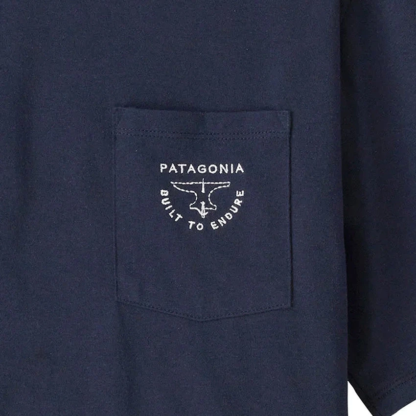 Patagonia Men's Forge Mark Crest Pocket Responsibili-Tee - New Navy 2 Patagonia Men's Forge Mark Crest Pocket Responsibili-Tee - New Navy - Image 2