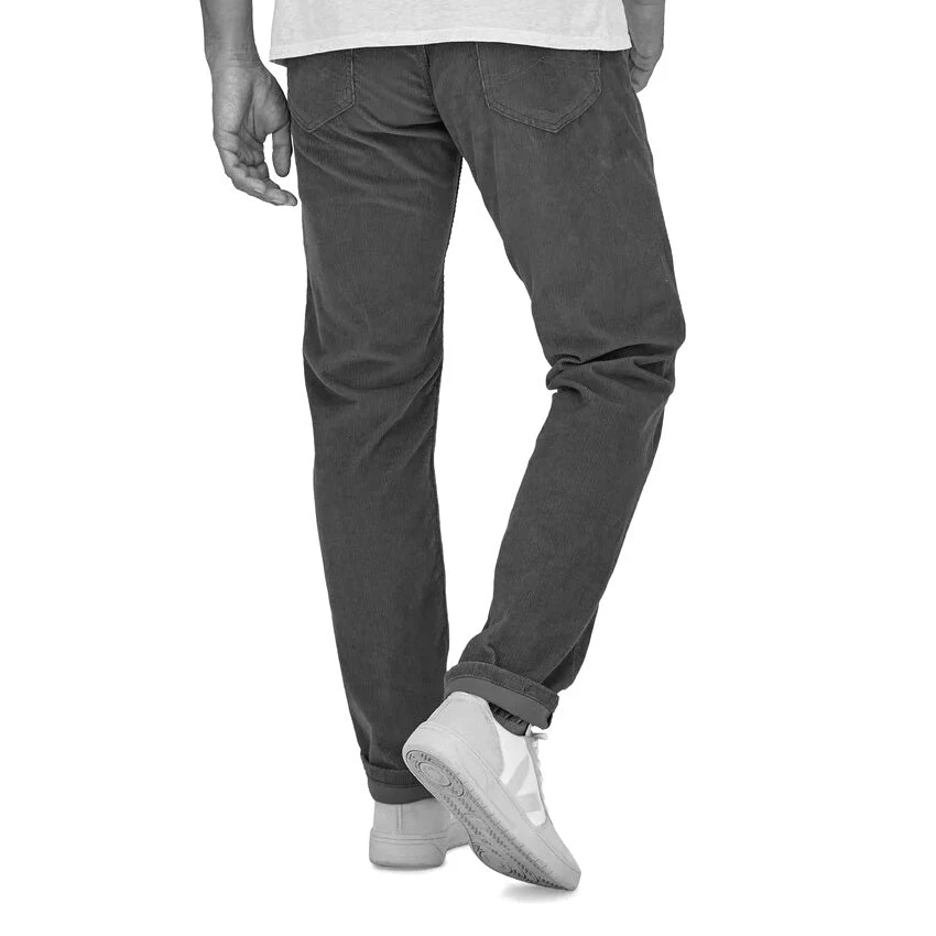 Patagonia Men's Organic Cotton Corduroy Jeans - Reg - New Navy 5 Patagonia Men's Organic Cotton Corduroy Jeans - Reg - New Navy - Image 5