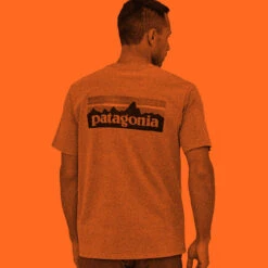 Patagonia Men's P-6 Logo Responsibili-Tee - Surfboard Yellow -Outdoor Apparel SS23 Patagonia P6ResponsibiliTee SUYE 02