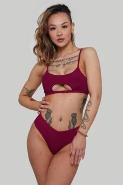 Hills Raree Top Ribbed Plum -Outdoor Apparel creatures of xix tops hills reree top ribbed plum 12171767119917