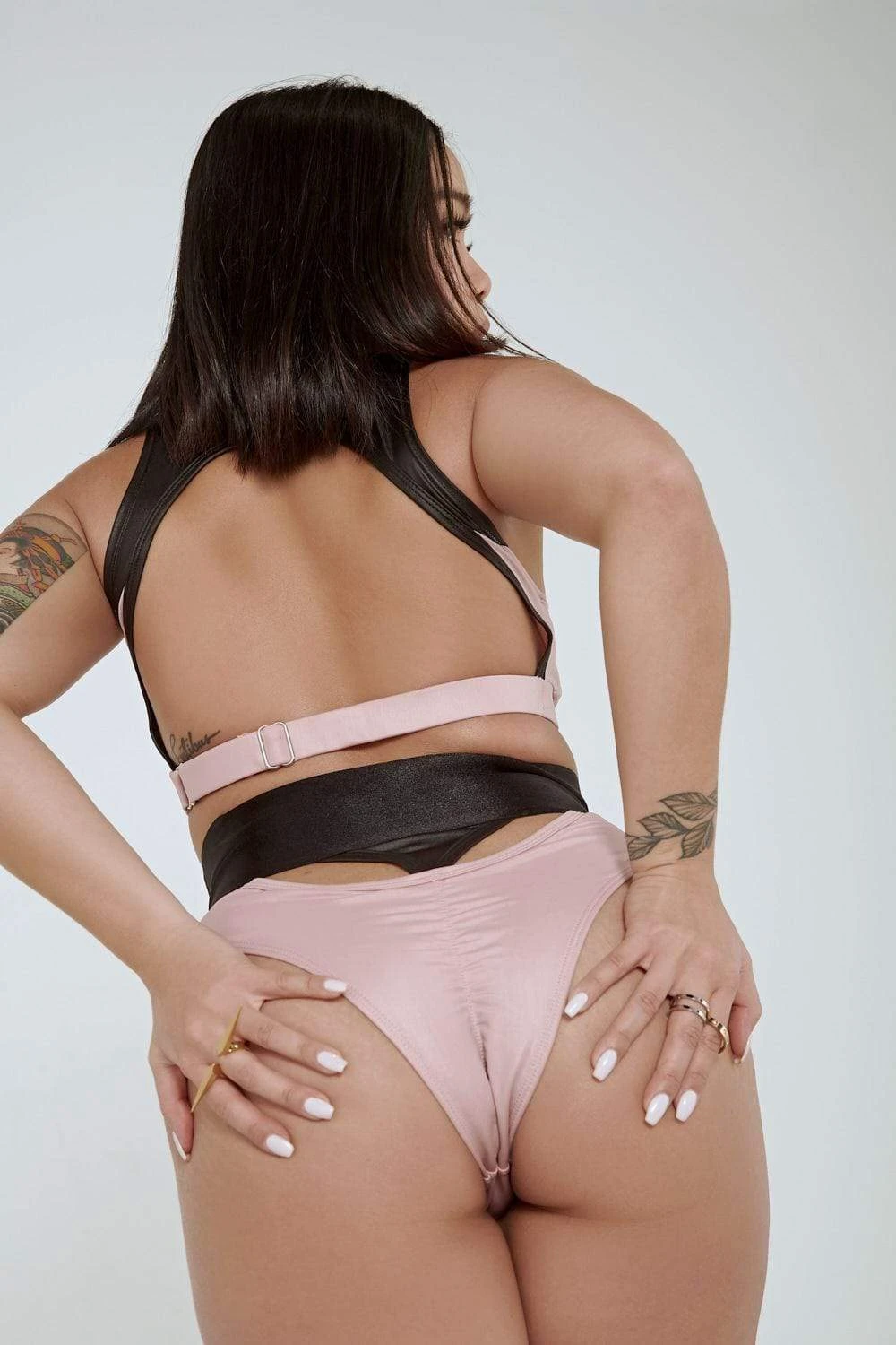 I Slay Sports Bra- Pink/Black 4 I Slay Sports Bra- Pink/Black - Image 4