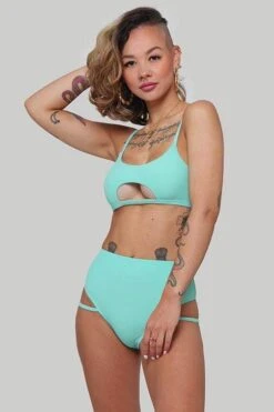 Hills Raree Top Ribbed Mint Green -Outdoor Apparel creatures of xix tops the hills reree top ribbed mint green 12557567426605