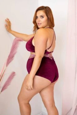 Sienna Top Magenta -Outdoor Apparel lunalae tops sienna top magenta 28749971980422